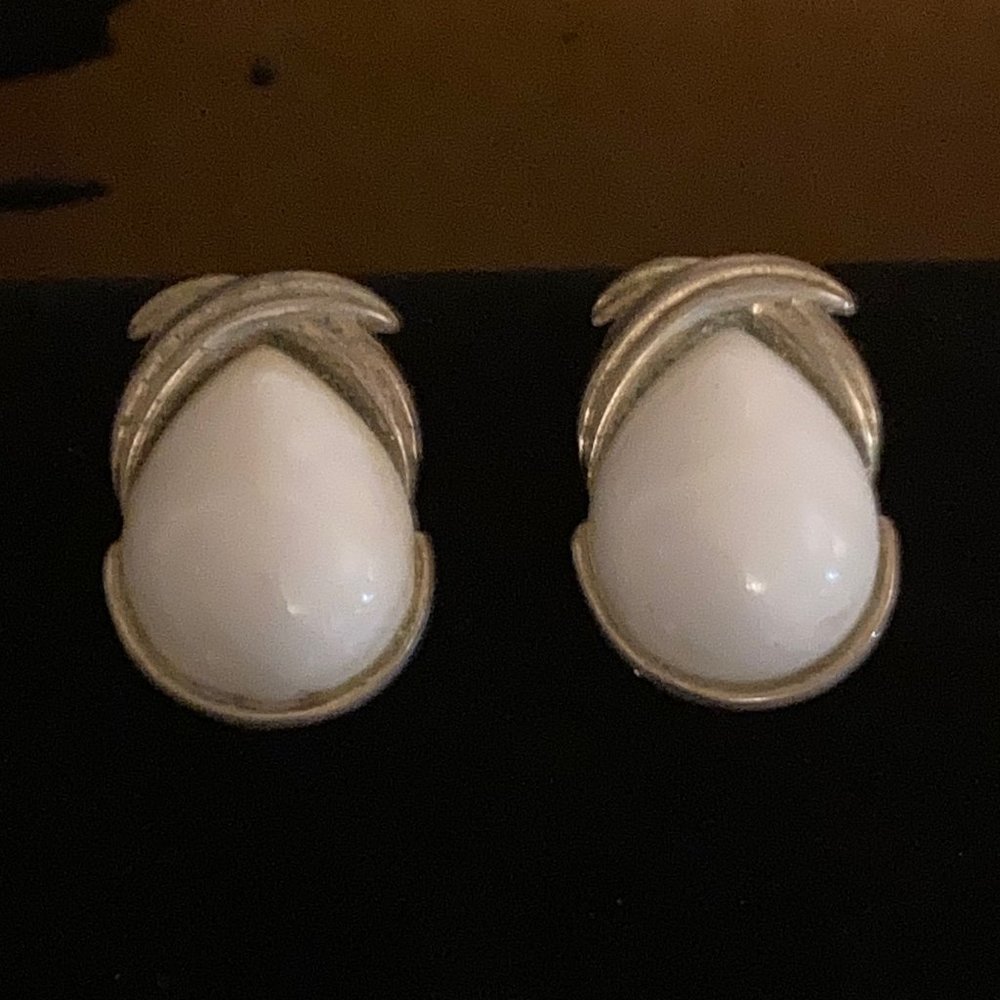 Signed Trifari Art Deco earrings
